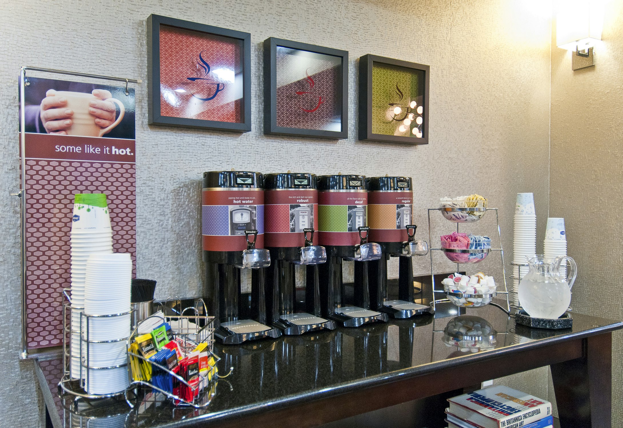 Hampton Inn Maumelle AR 11/24