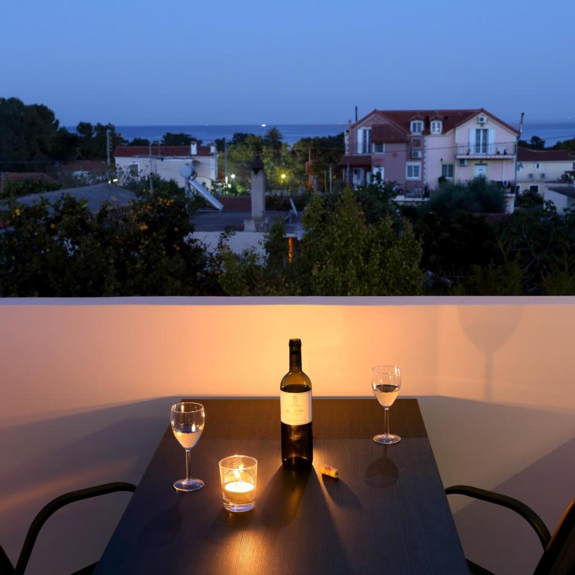 Natalies Hotel and Apartments 47/54