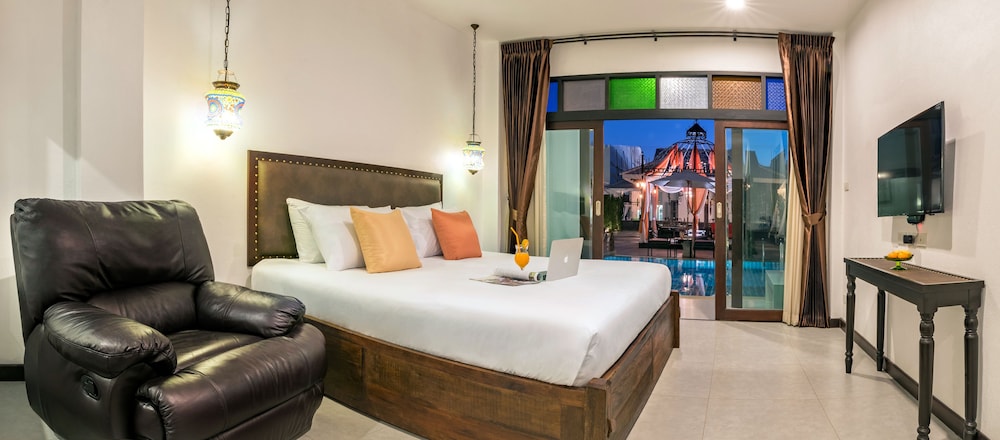 Ai Pai Hotel 19/95