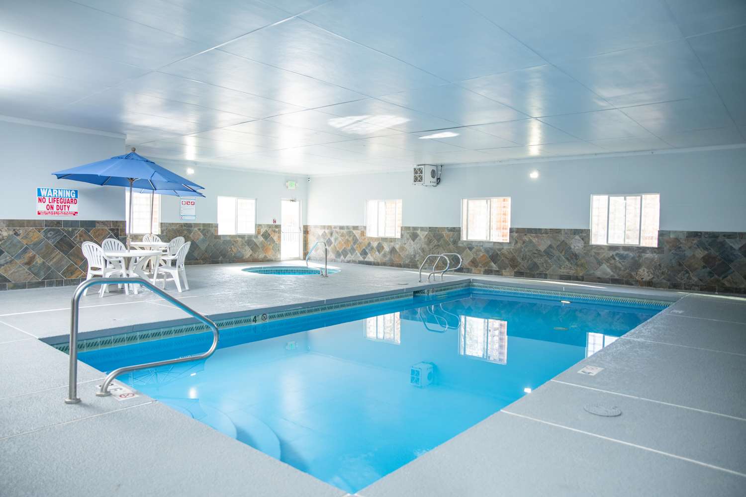 SureStay Plus by Best Western Montrose 40/48