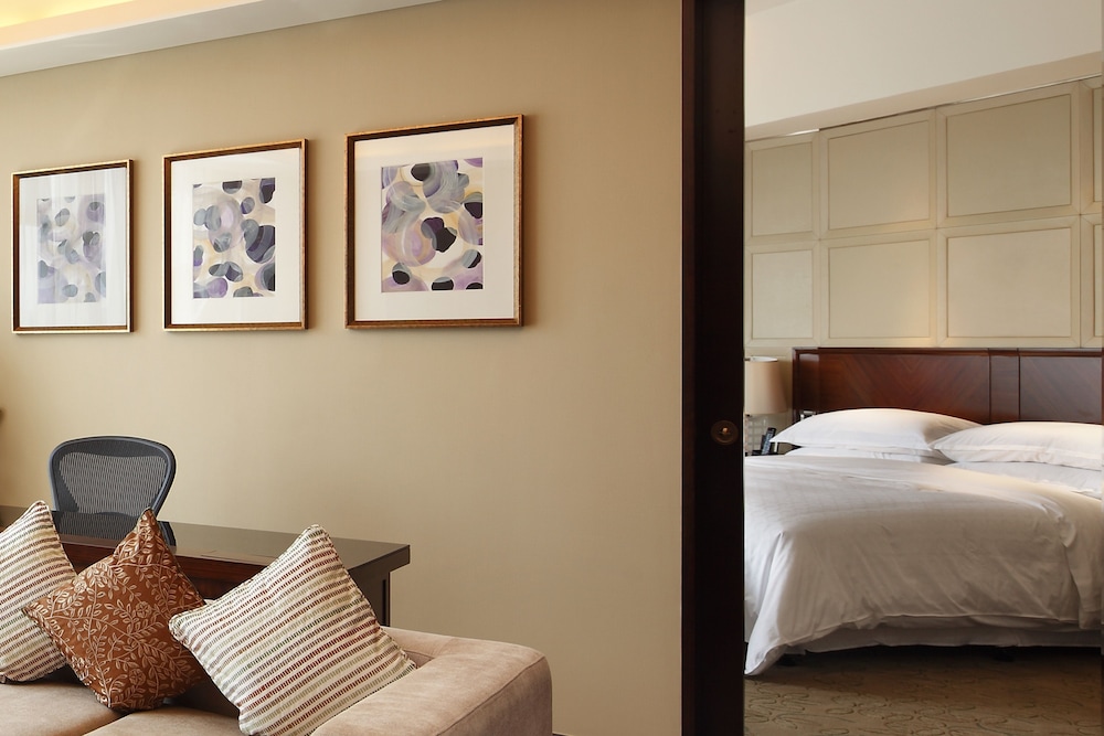 Sheraton Guangzhou Hotel 10/33