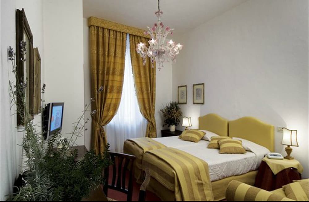 Hotel Columbia 28/70