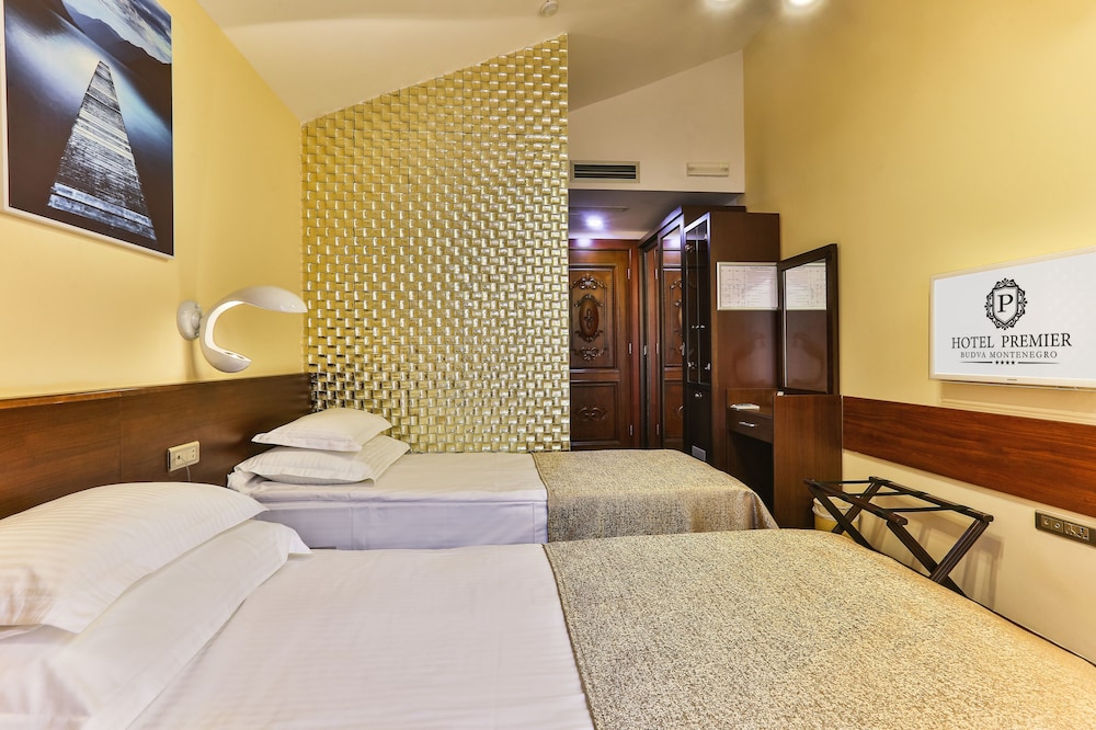 Hotel Premier 36/71