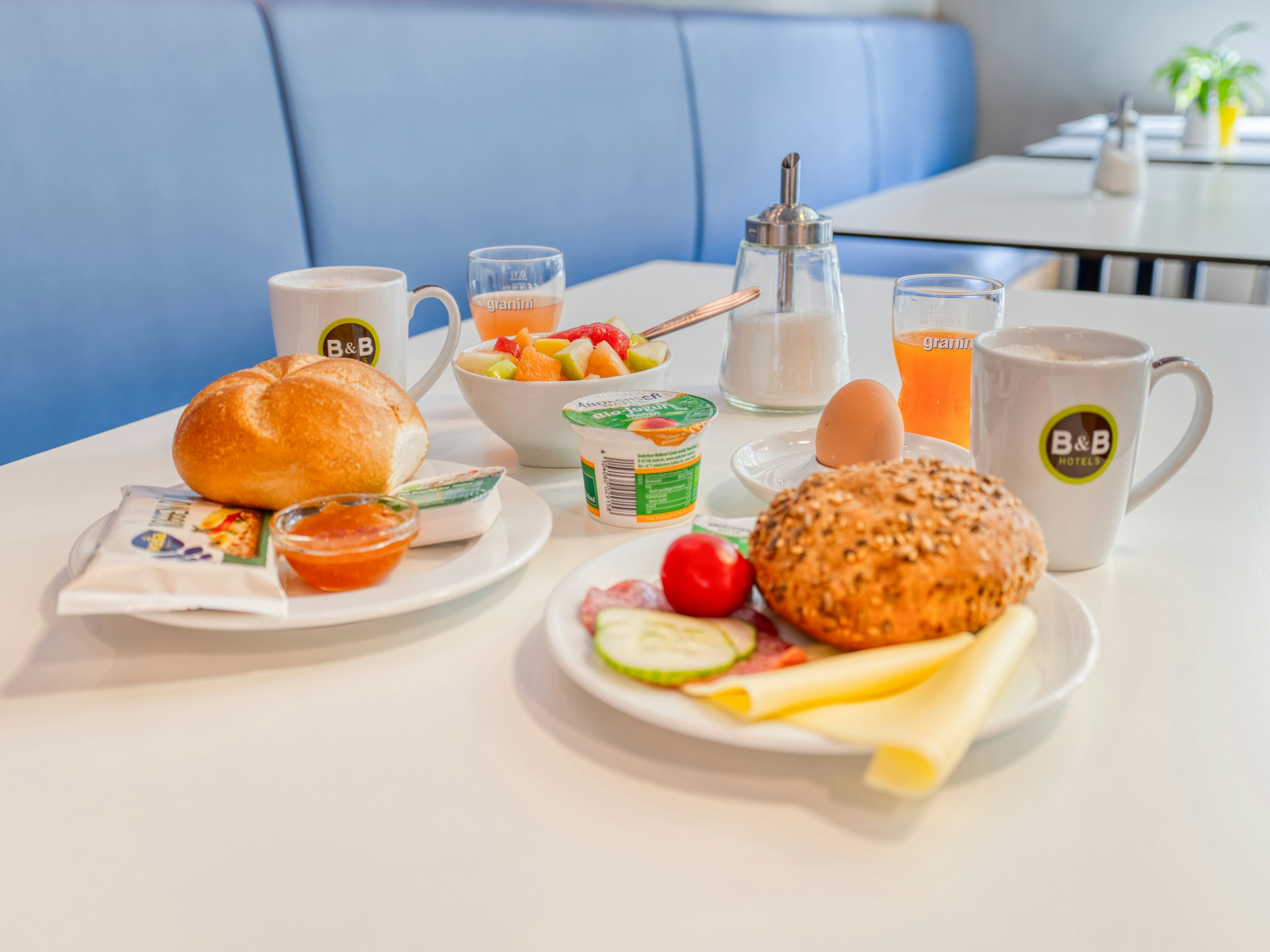 B&B Hotel Stuttgart-Airport/Messe 6/12