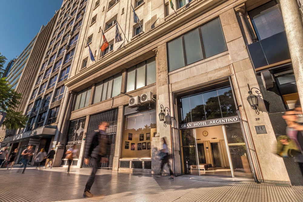 GRAN HOTEL ARGENTINO 44/50