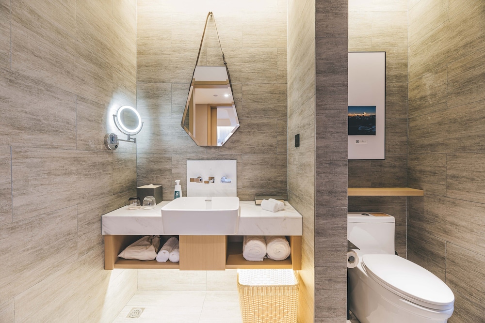 Atour hotel (Huayang Metro Station Tianfu Chengdu) 19/24