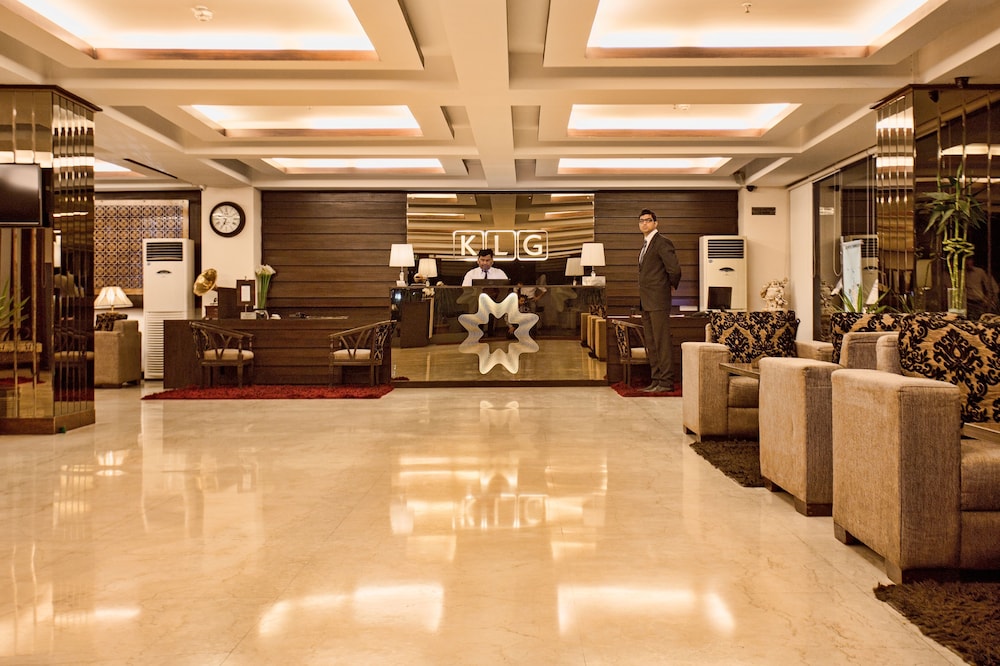 Mercure Chandigarh Tribune Chowk 12/66