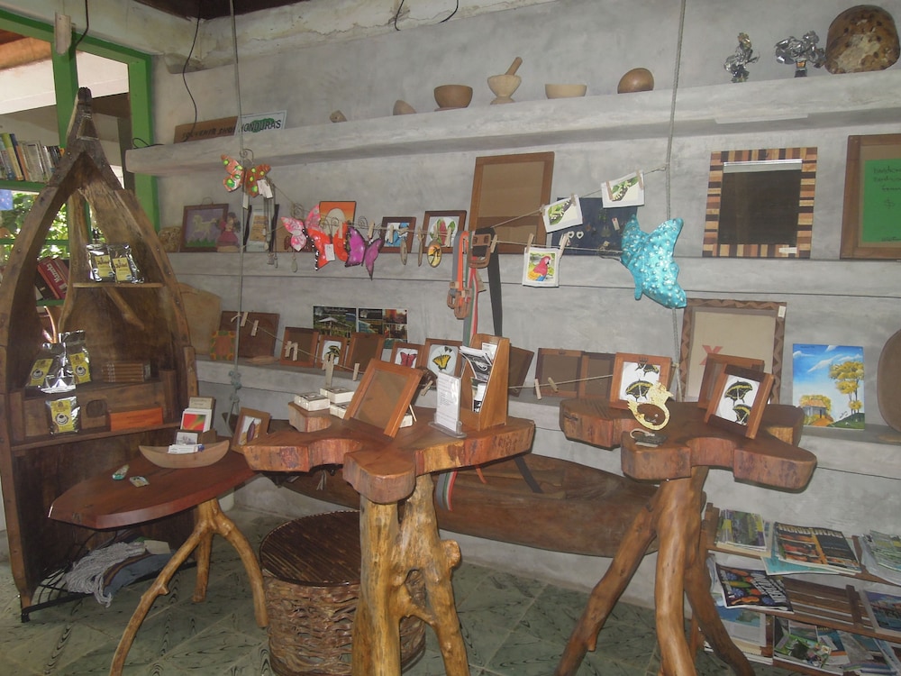 Omega Tours Adventure Company And Eco Jungle Lodge 22/50