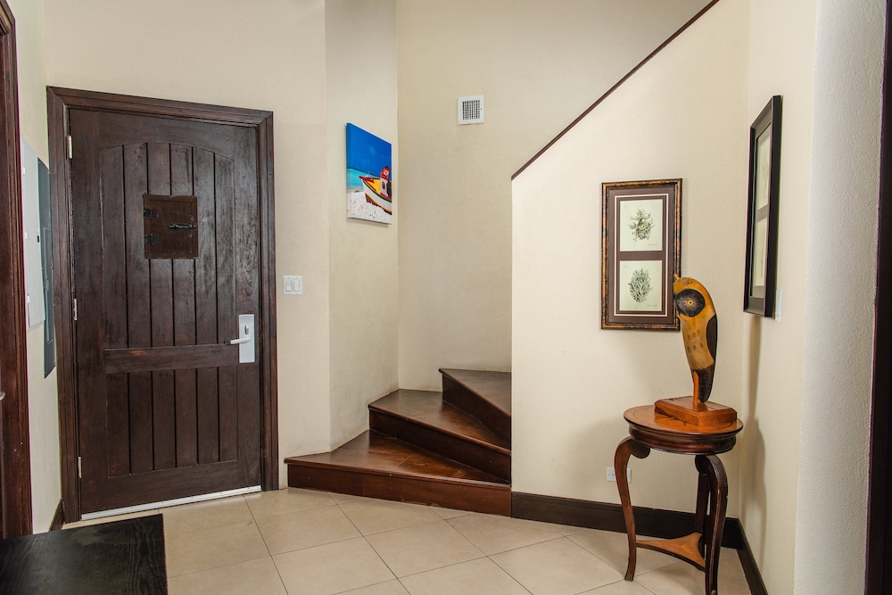 Abaco Beach Resort At Boat Harbor 13/100