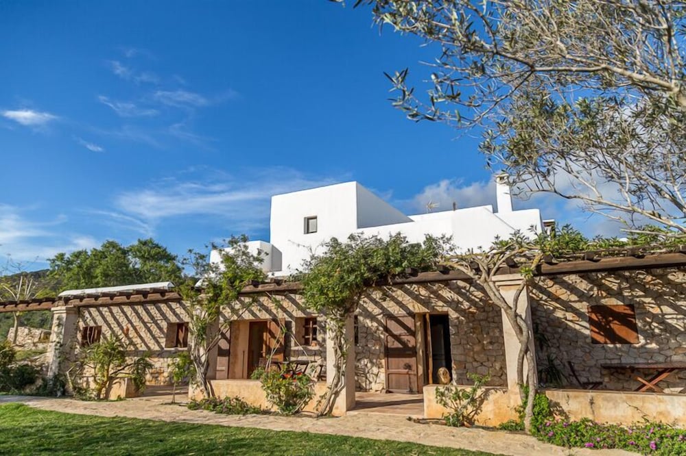 Agroturismo Can Pujolet 37/50