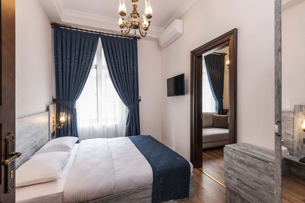 1 BEDROOM, JUNIOR SUITE
