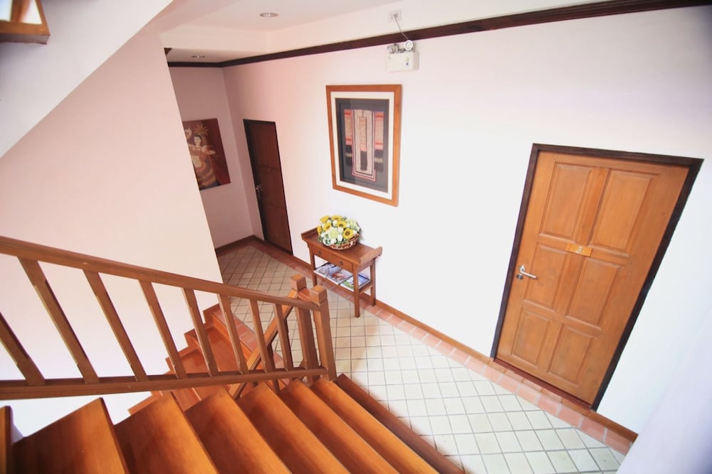 Pha Thai House 10/50