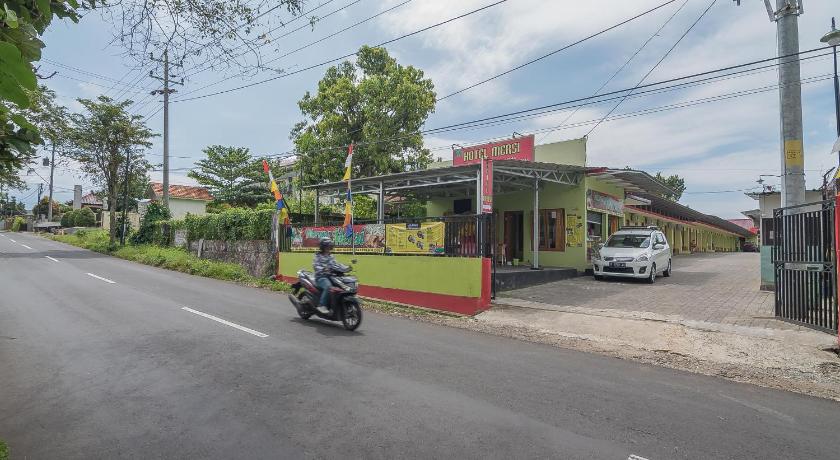 RedDoorz near Kampus UMP Purwokerto 39/44