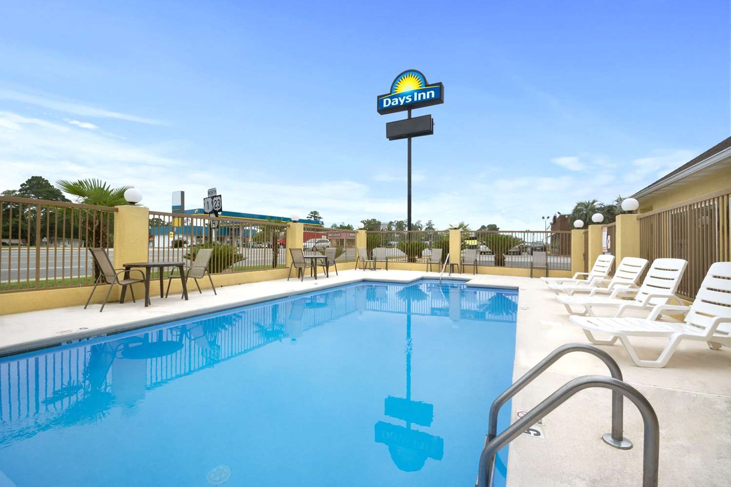Days Inn by Wyndham Alma 23/41