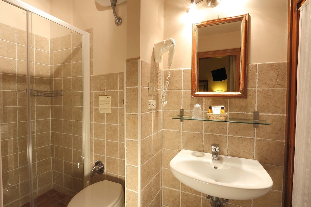 Hotel Marios 12/56