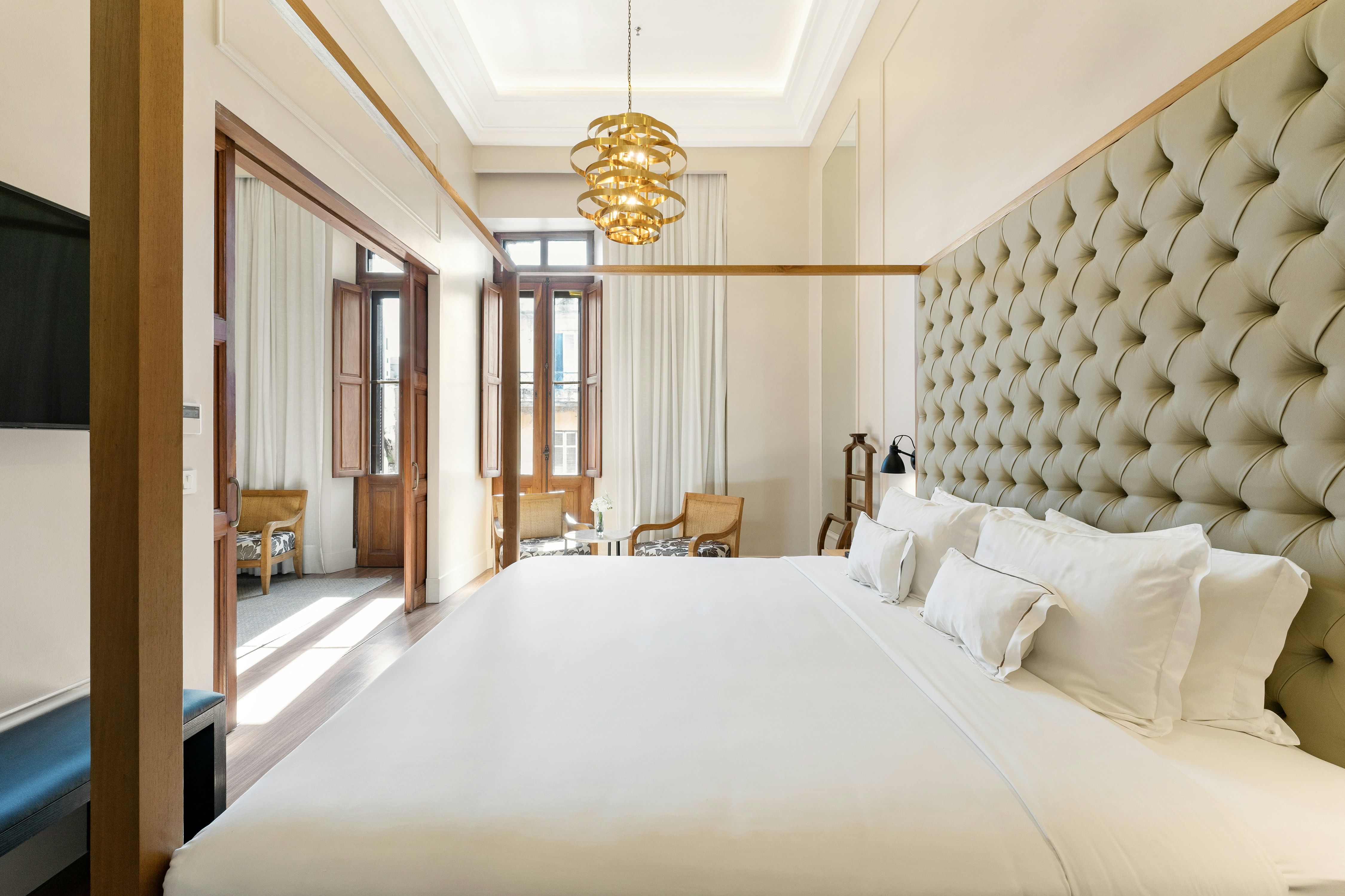 1 BEDROOM, PRESIDENTIAL, SUITE, KING BED