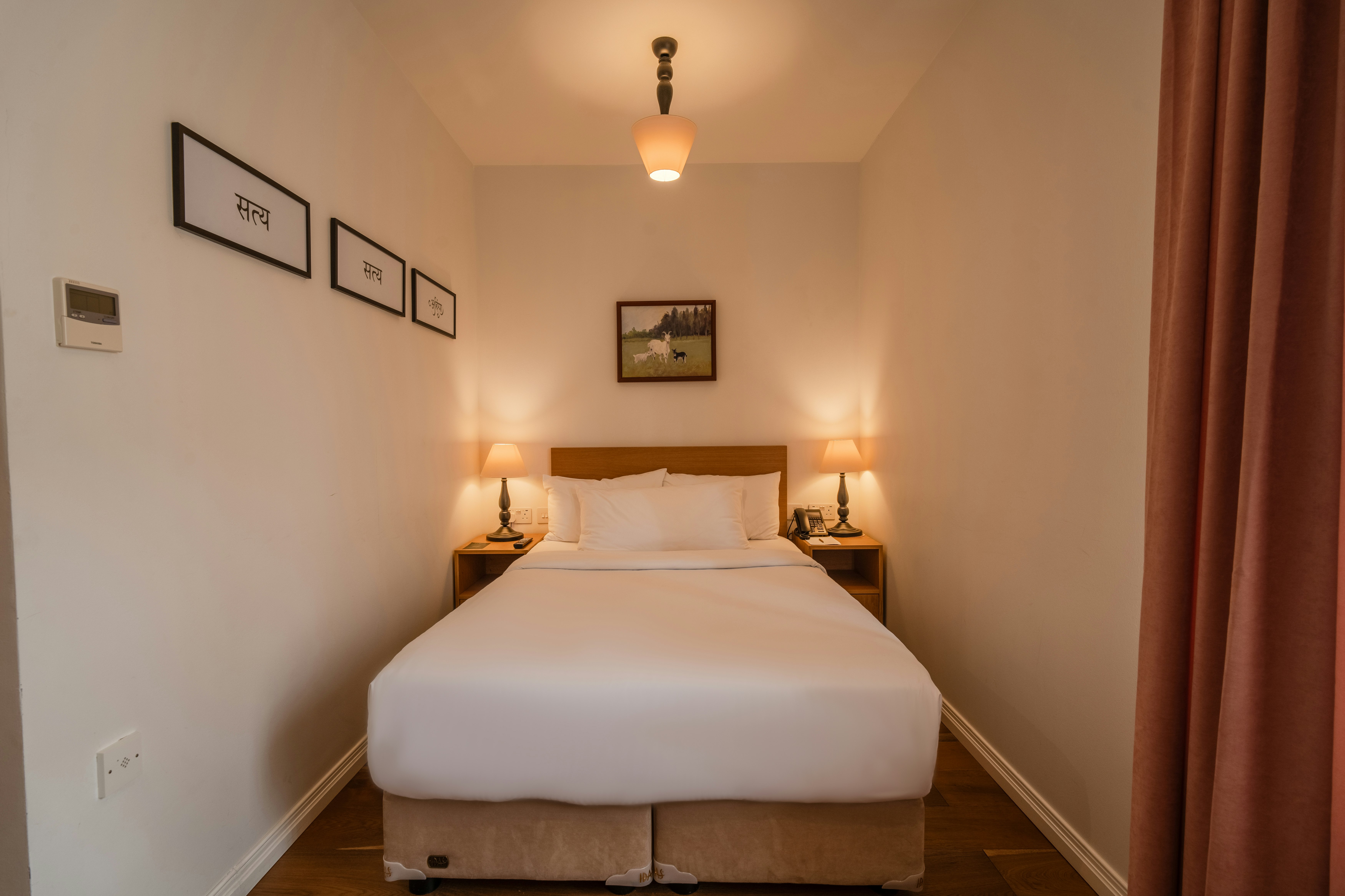 Limehouse Library Hotel 53/107