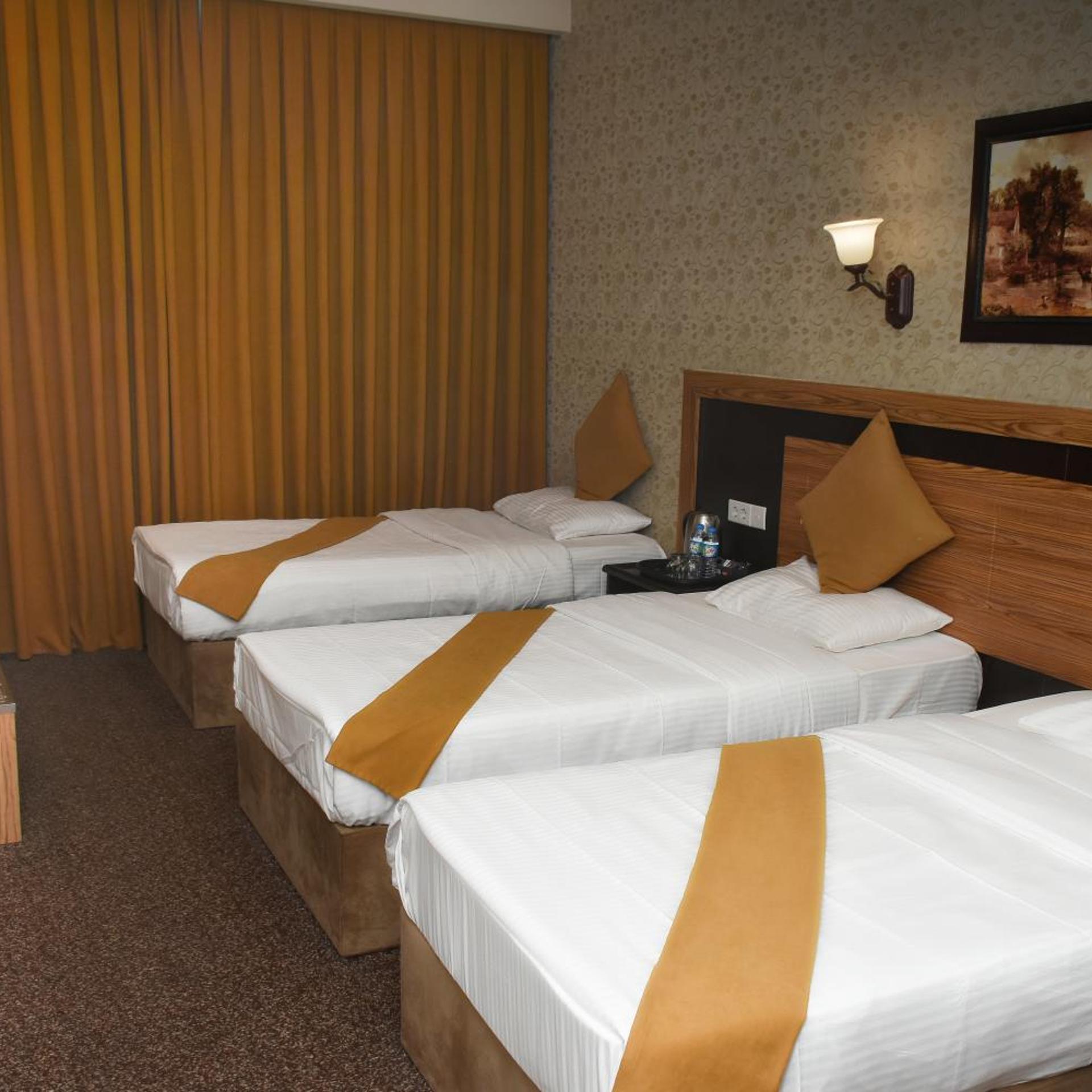 Asenappar Hotel 34/65