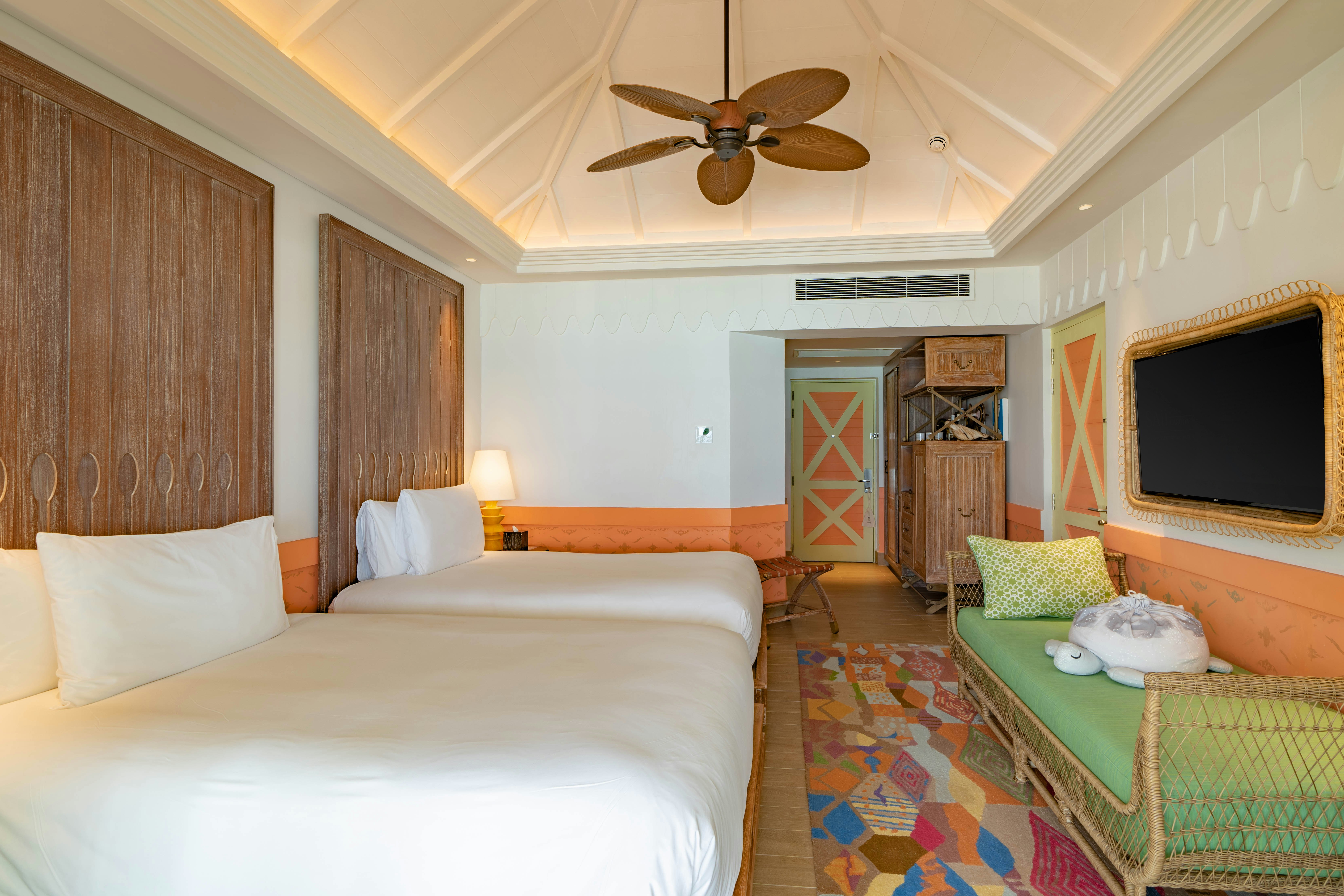 Sky, Twin Beds