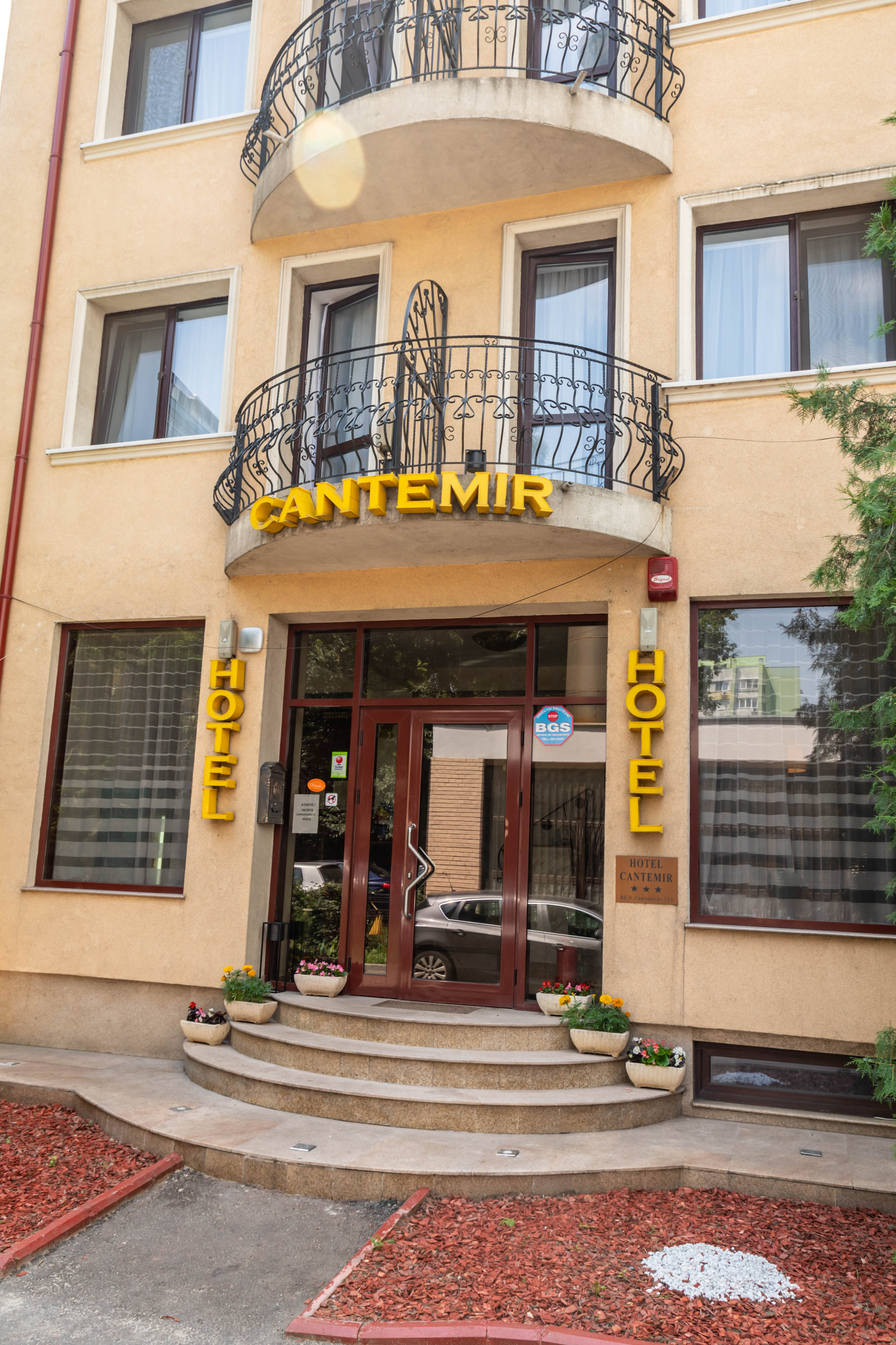 Cantemir 4/50
