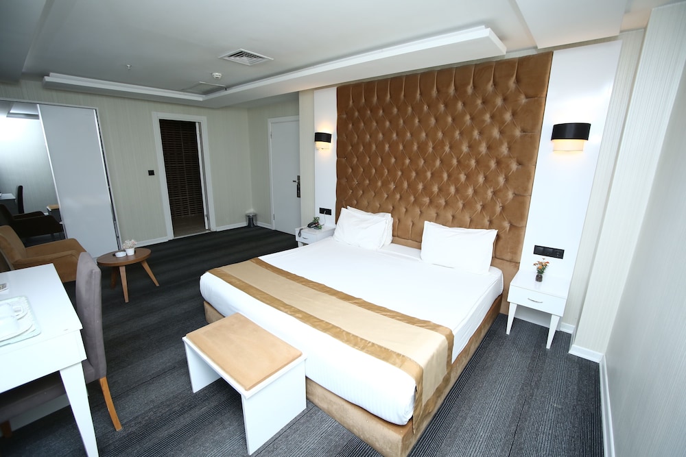 SUPERIOR, DOUBLE BED