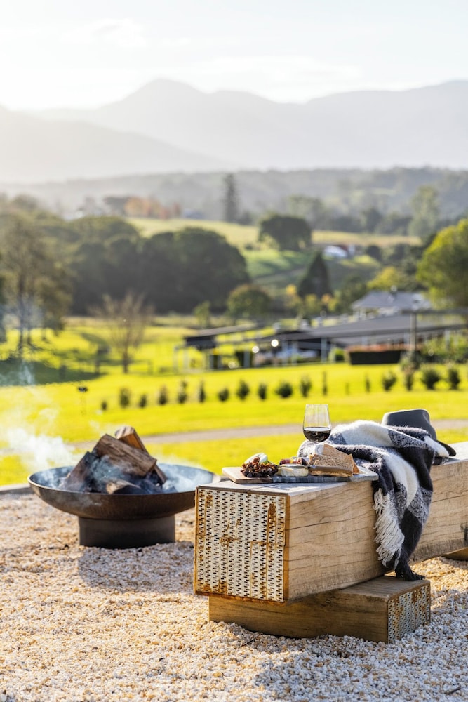 BELLINGEN VALLEY LODGE 36/44