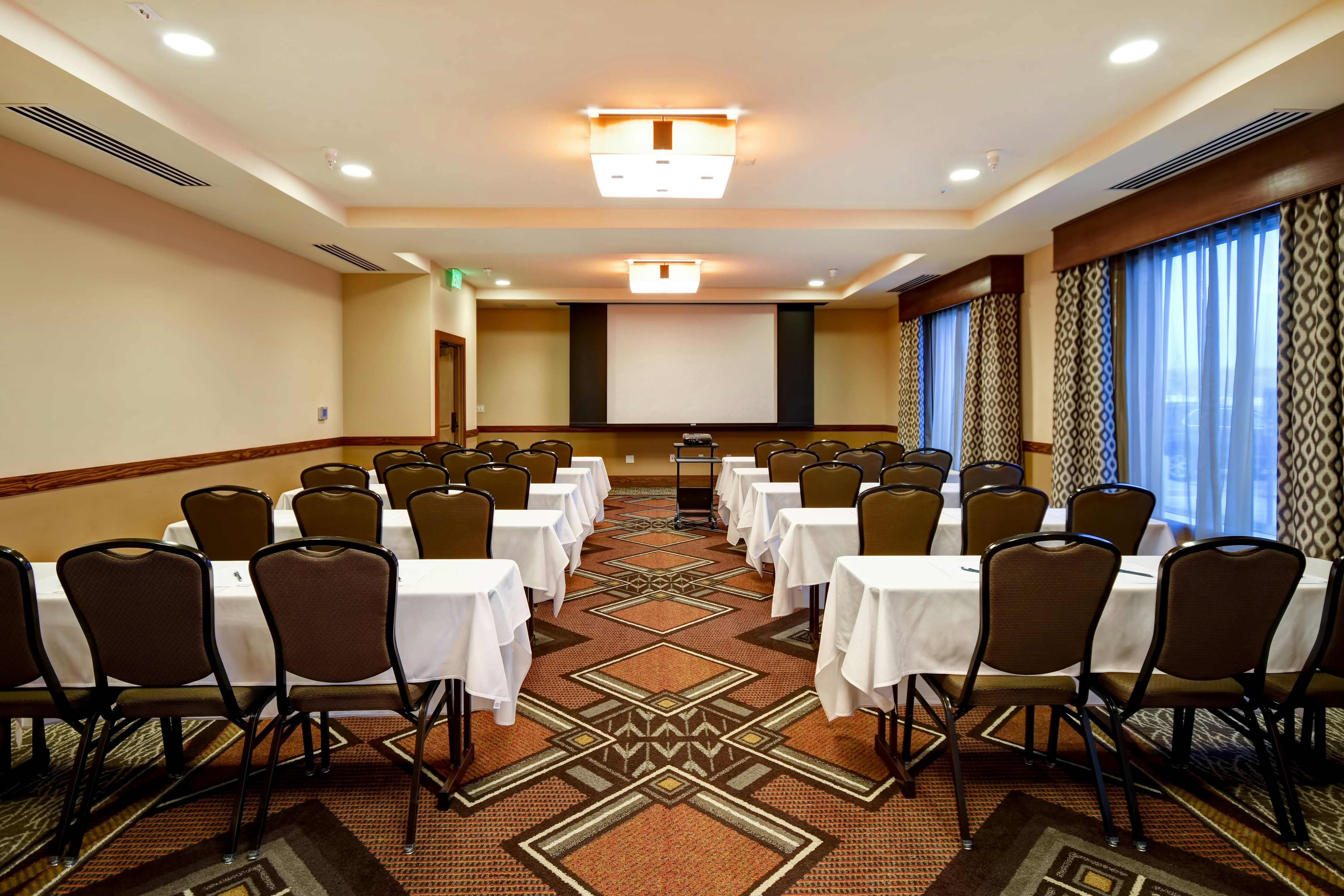 Homewood Suites By Hilton Kalispell Mt 52/59