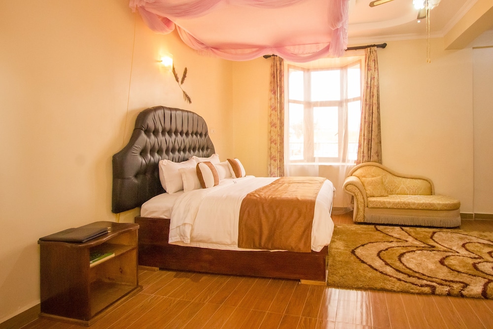 Aturukan Hotel 17/50
