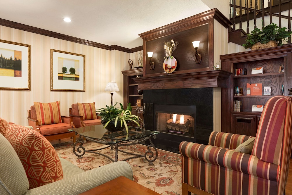 Country Inn & Suites by Radisson, Asheville - Outlet Mall 31/36