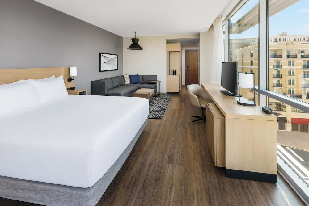Hyatt Place National Harbor 11/61