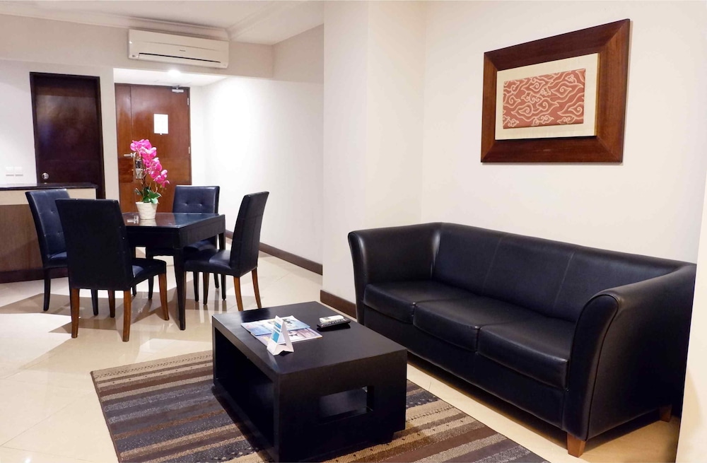 Grage Hotel Cirebon 43/71