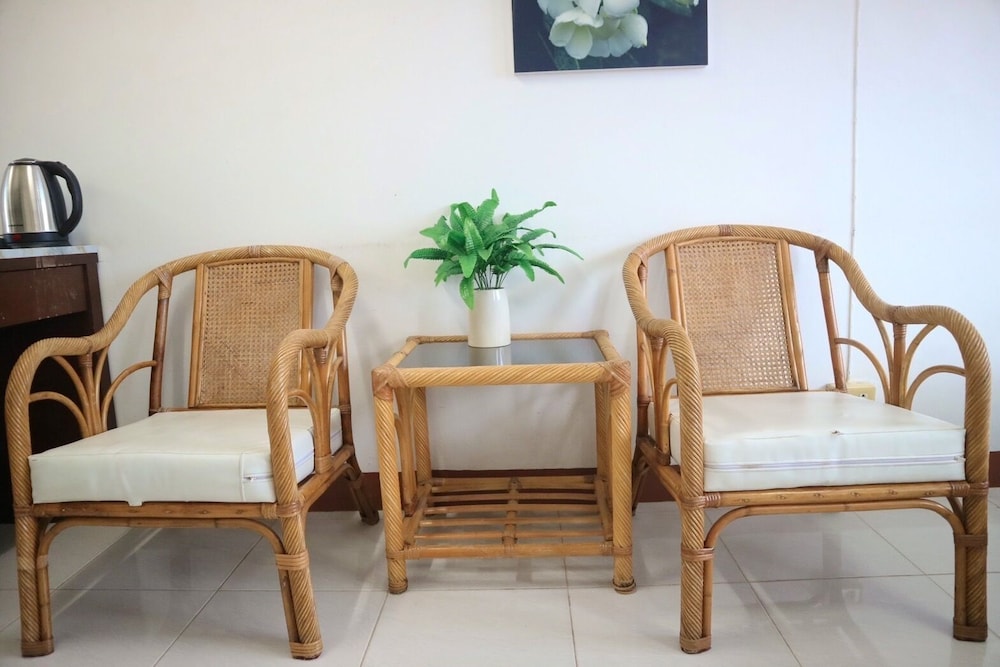 Sunshine Guest House Hua Hin 5/50