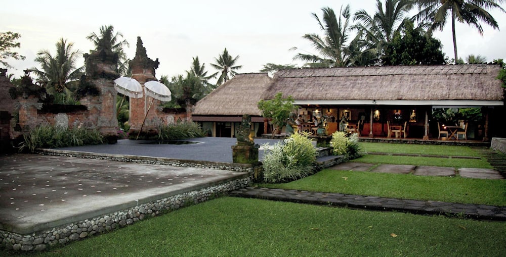 Puri Taman Sari 56/63