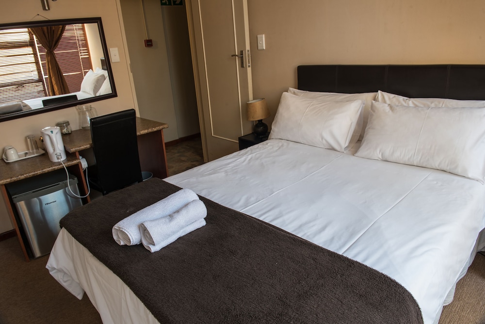 Room, Double Bed