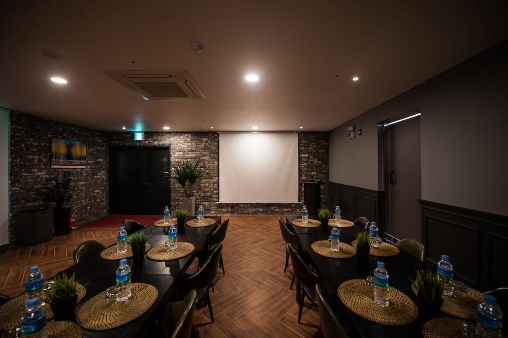 Hotel Amare Suwon 18/33