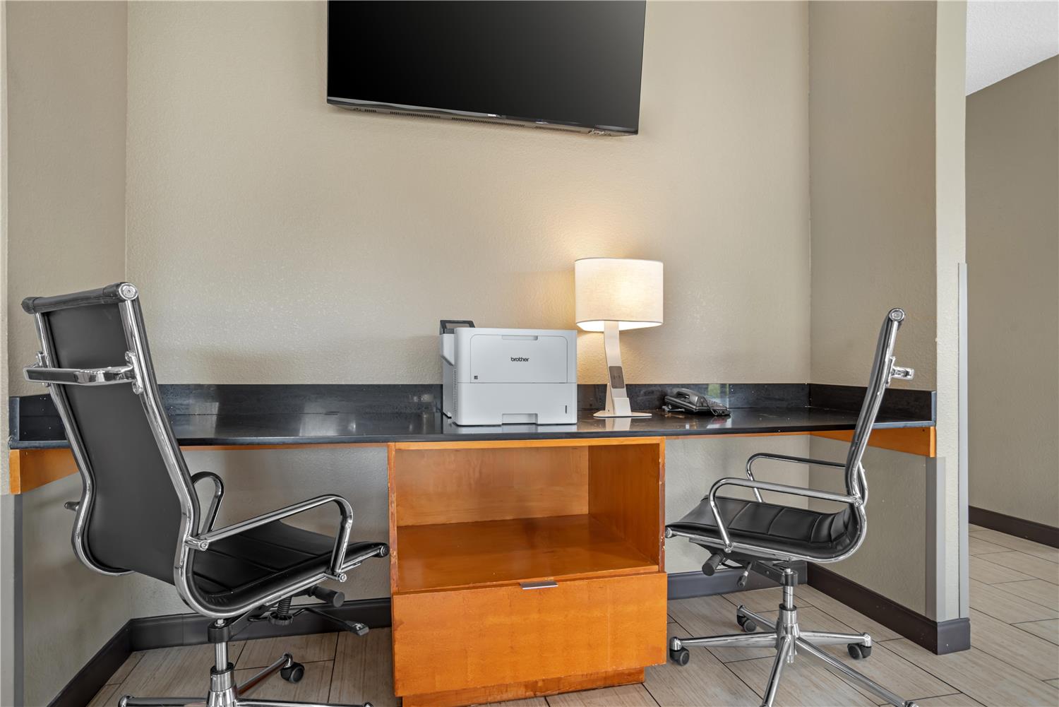 Best Western Airport Inn 37/40