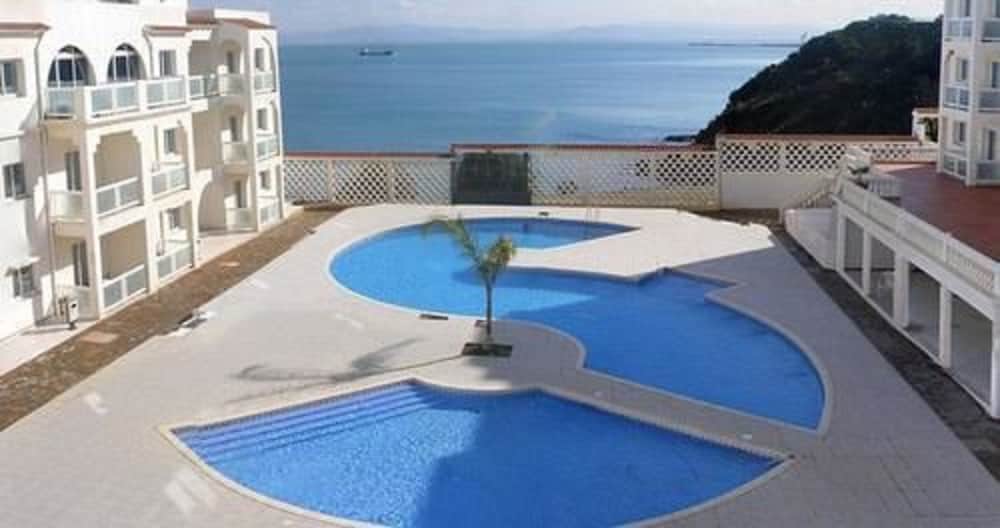 Sabri Hotel 41/44