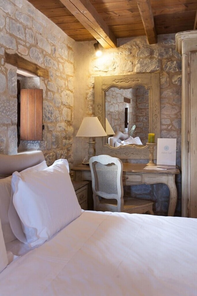 Petra Kai Fos Boutique Hotel And Spa 7/32