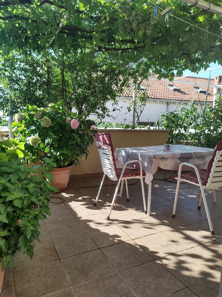 Anna Guesthouse 45/50
