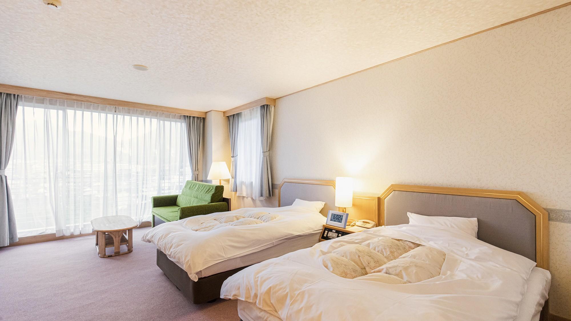 Deluxe, Twin Beds, Yududake Side