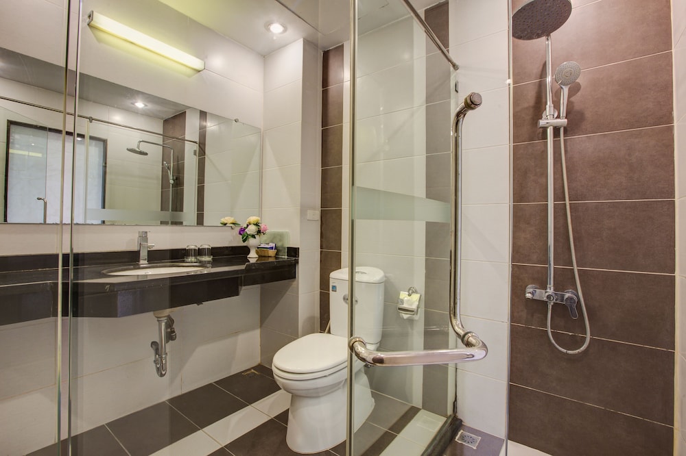 Tqt Hotel 15/60