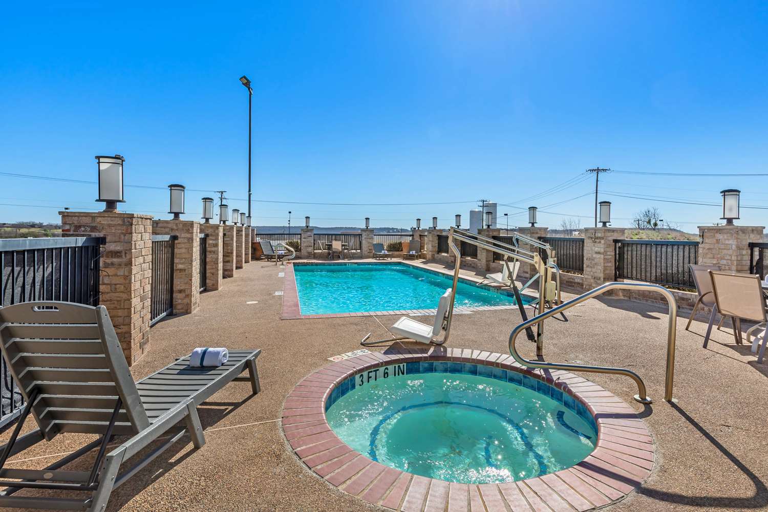 Best Western Club House Inn & Suites 34/34