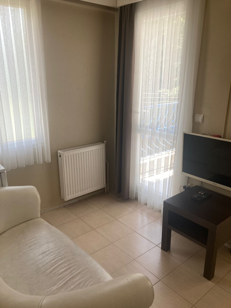 Koz Marigold Suites and Apartments 29/46
