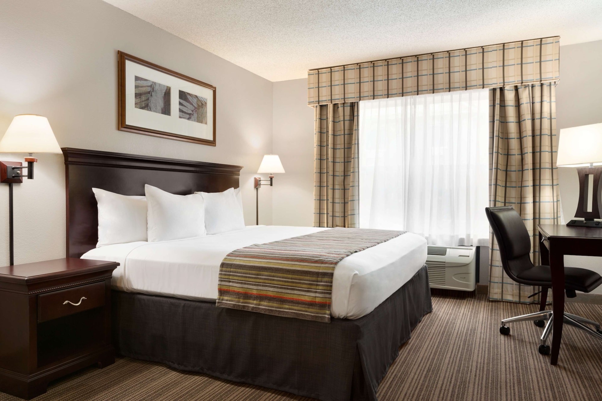 غرفة بسرير كينج، Country Inn & Suites by Radisson, Kingsland Naval Base Area 2/2