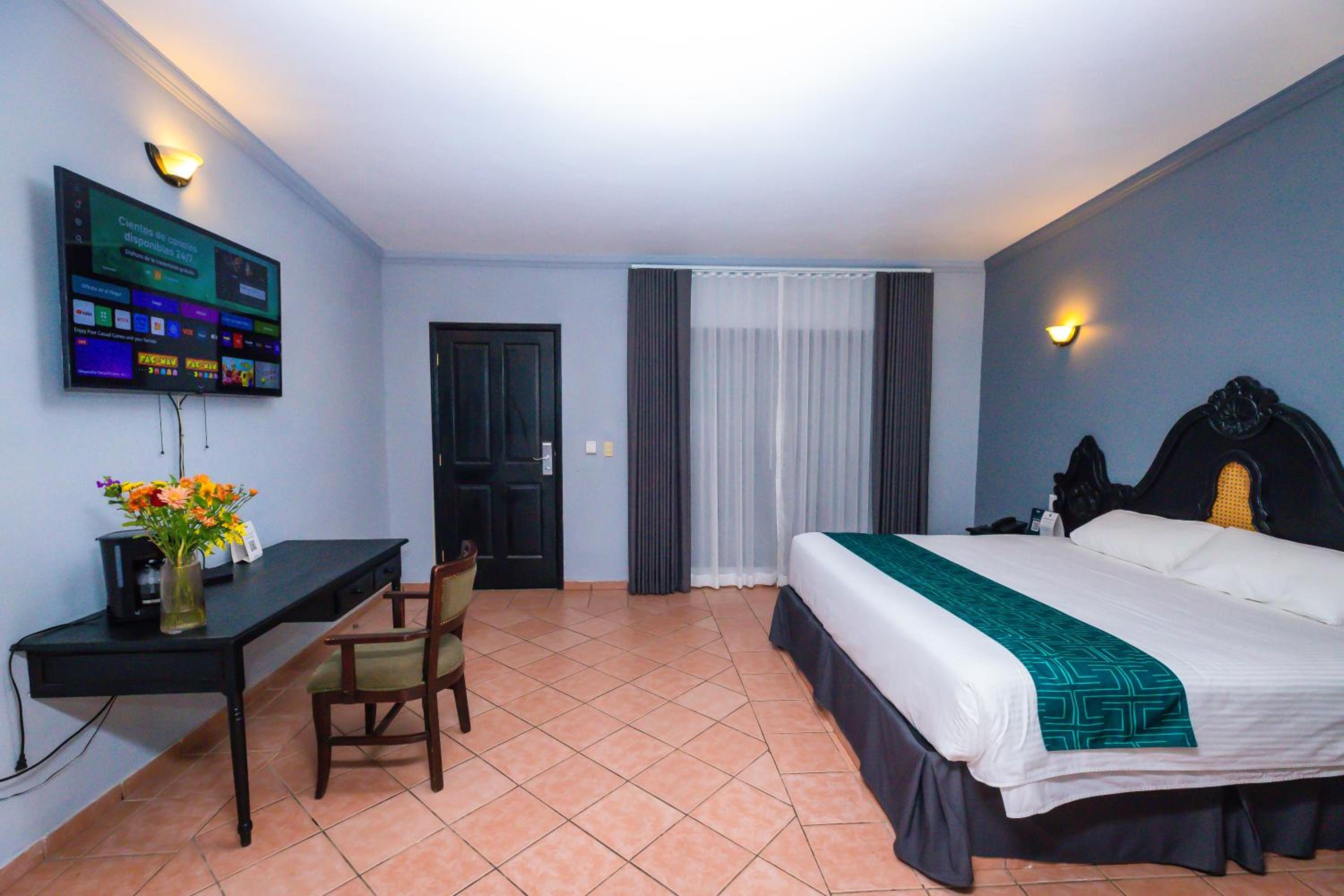 غرفة قياسية بسرير كينج، InHouse Select Hacienda Tres Rios 3/10