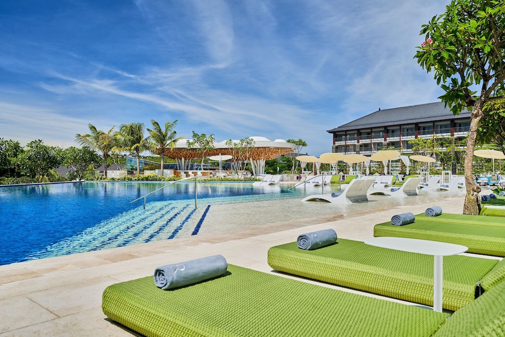 Renaissance Bali Nusa Dua Resort in BALI
