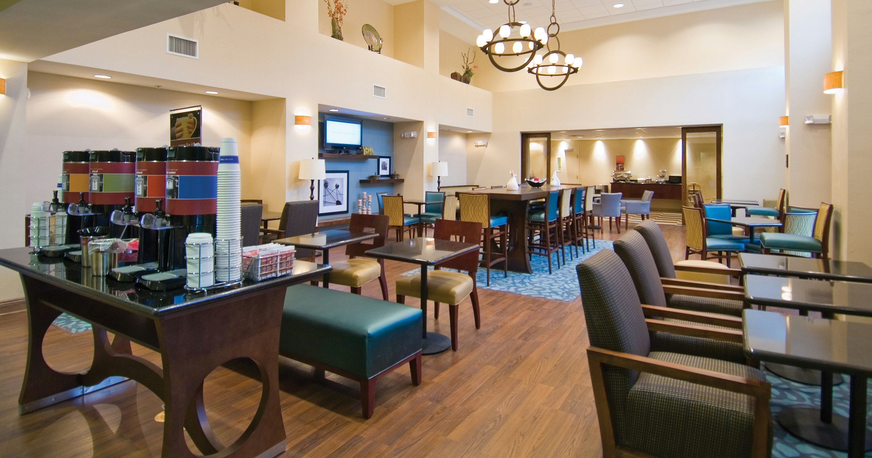 Hampton Inn Suites Baton Rouge Port Allen 10/13