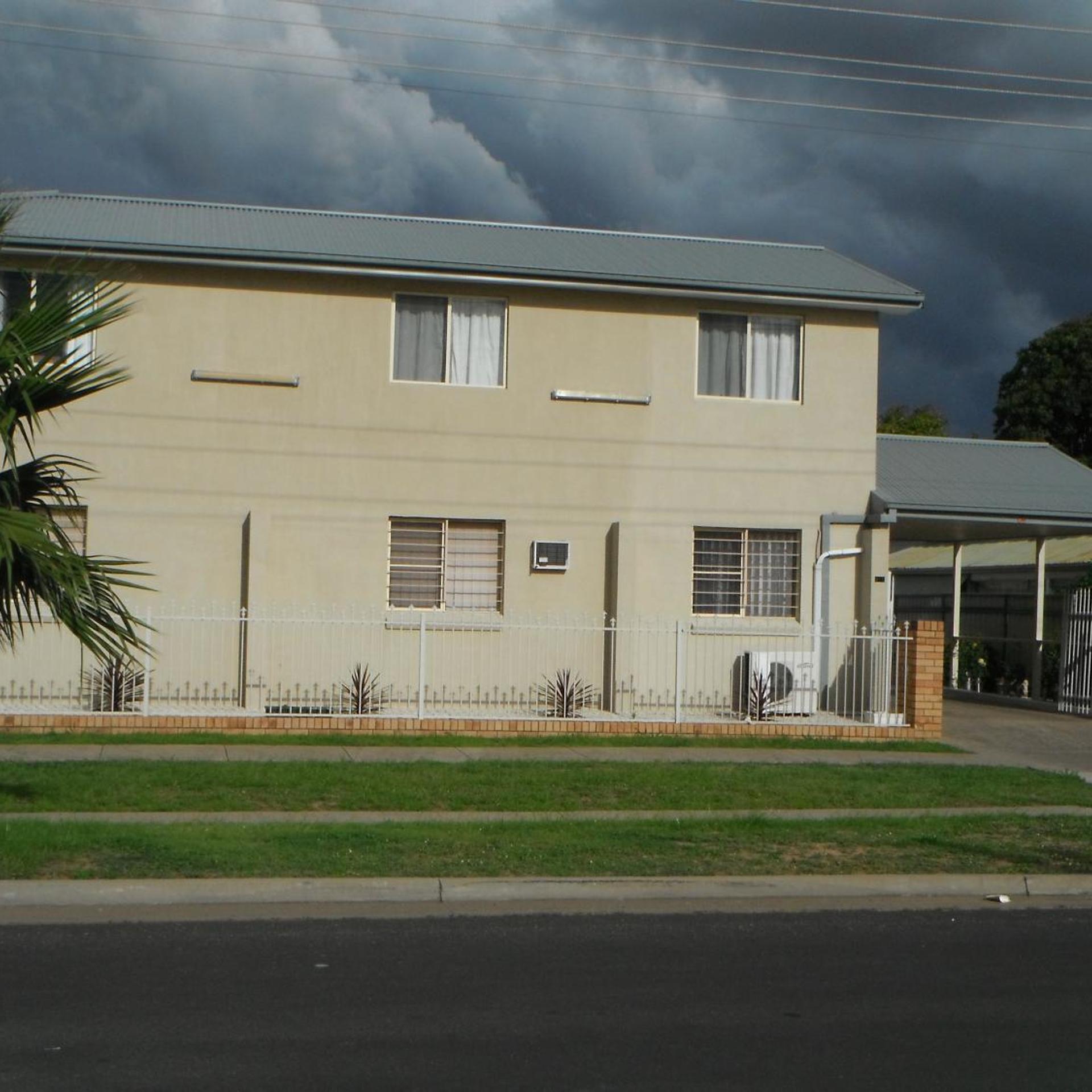 BONDI MOTEL 1/21