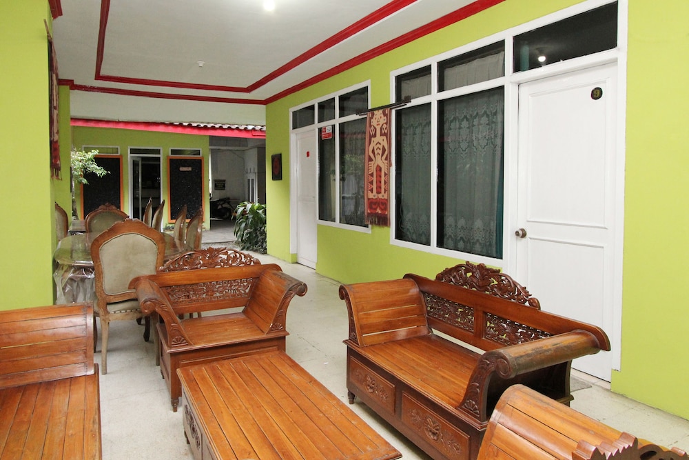 Oyo 434 Hotel Parahiyangan 21/23