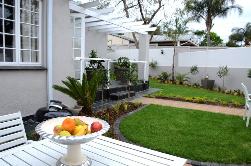 Touch of Class Villas 45/47